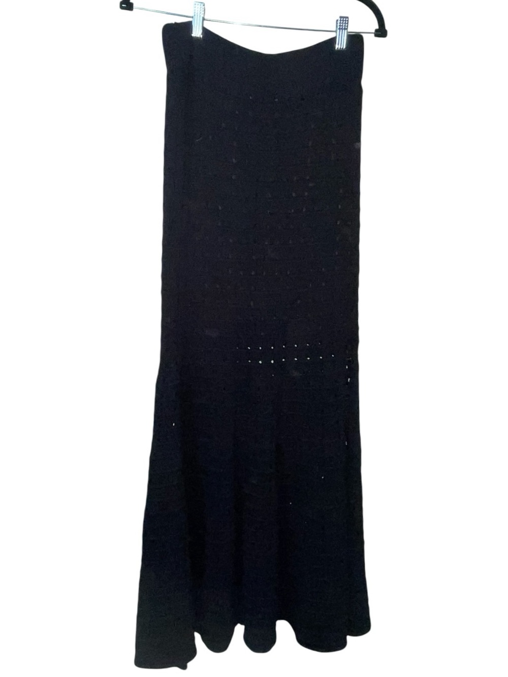 NWOT- Mable eyelet open work crocheted, pointelle skirt. Size large.